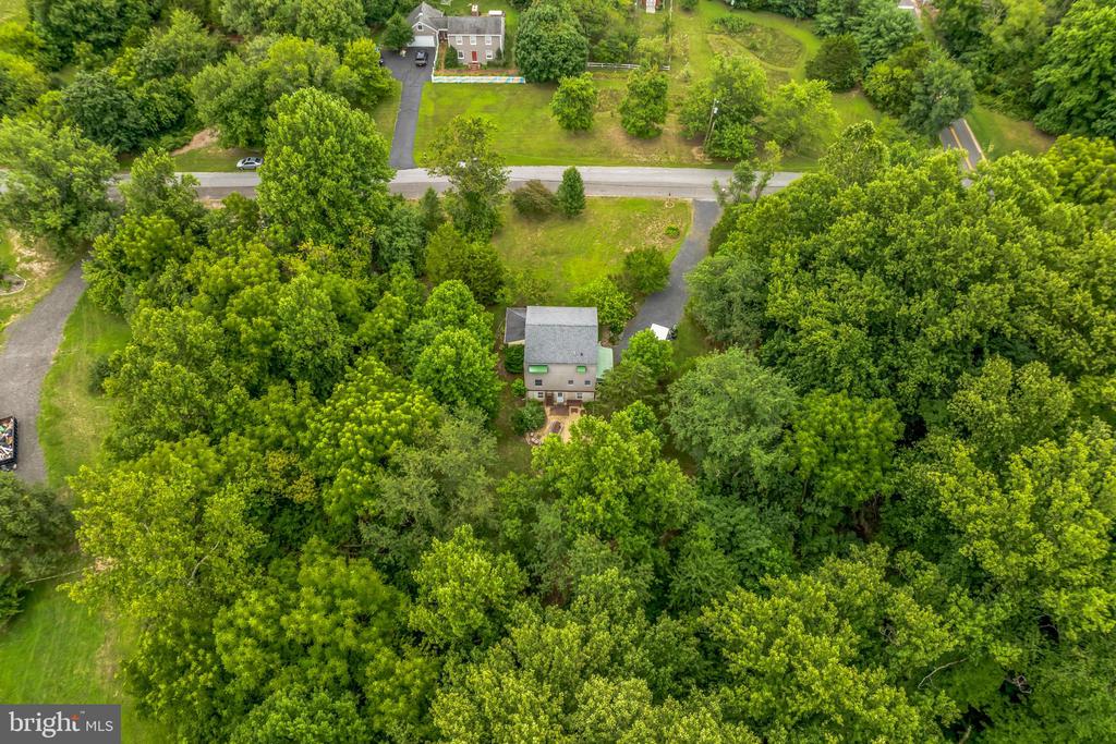245 COLONY PLACE