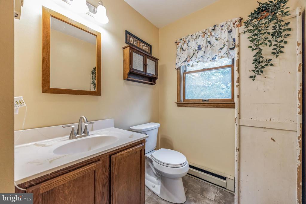 245 COLONY PLACE
