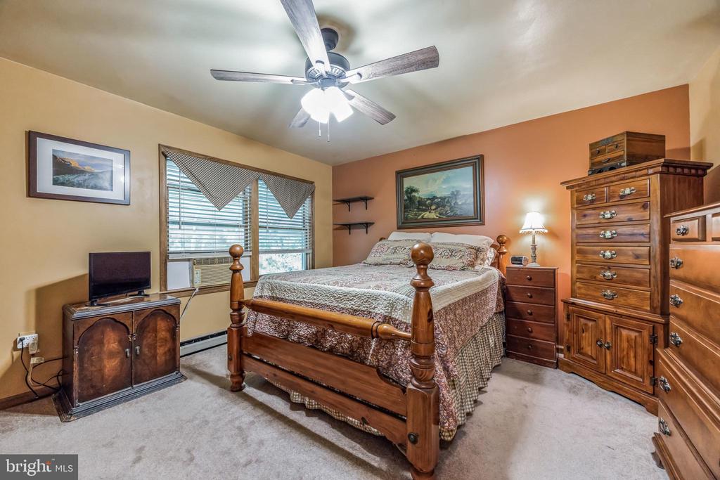 245 COLONY PLACE