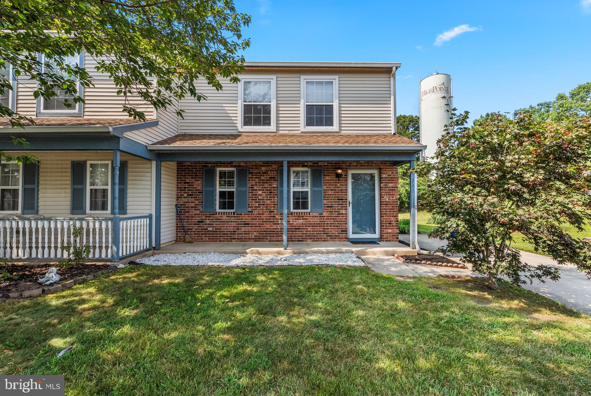 228 Strawbridge Ln