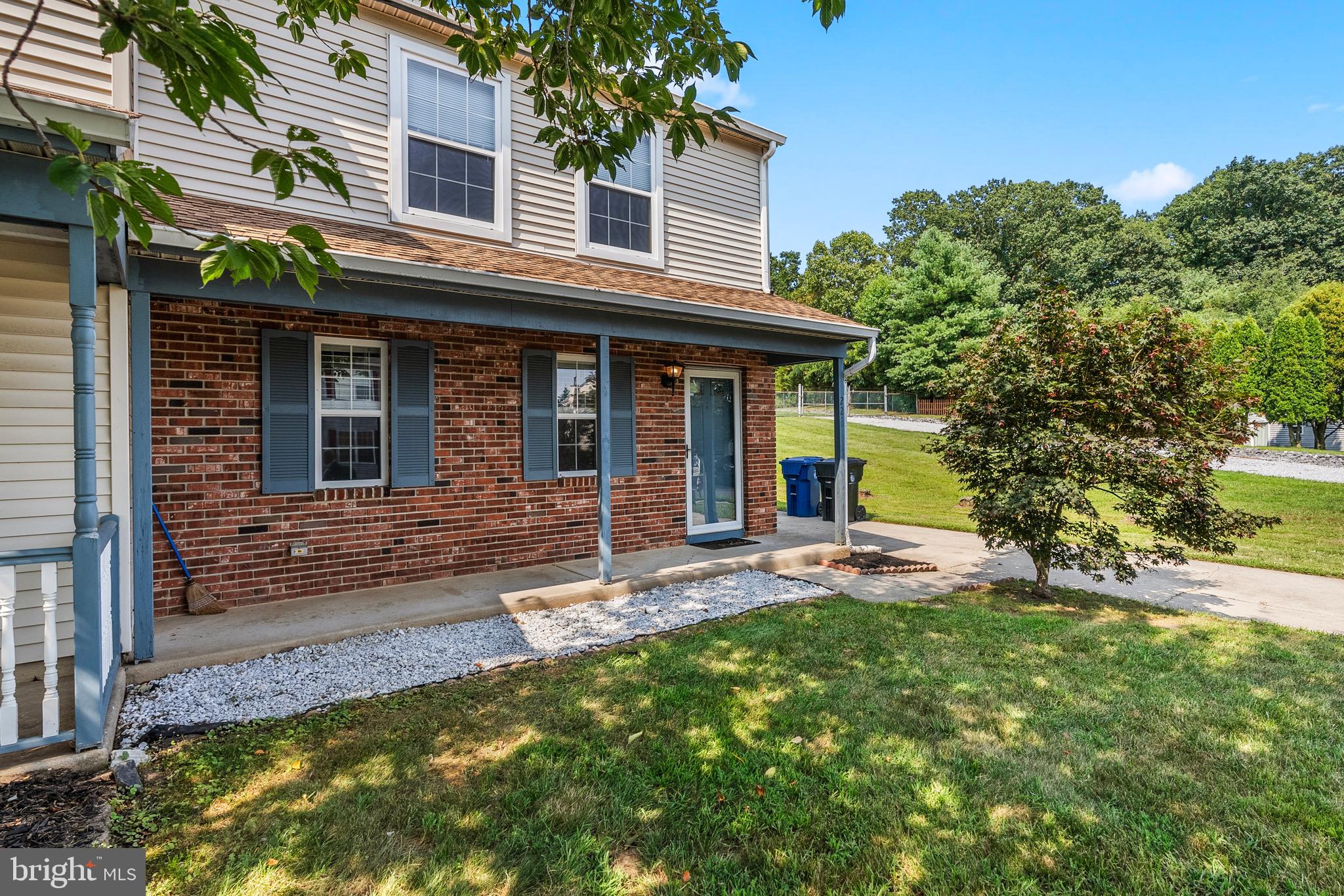 228 Strawbridge Ln
