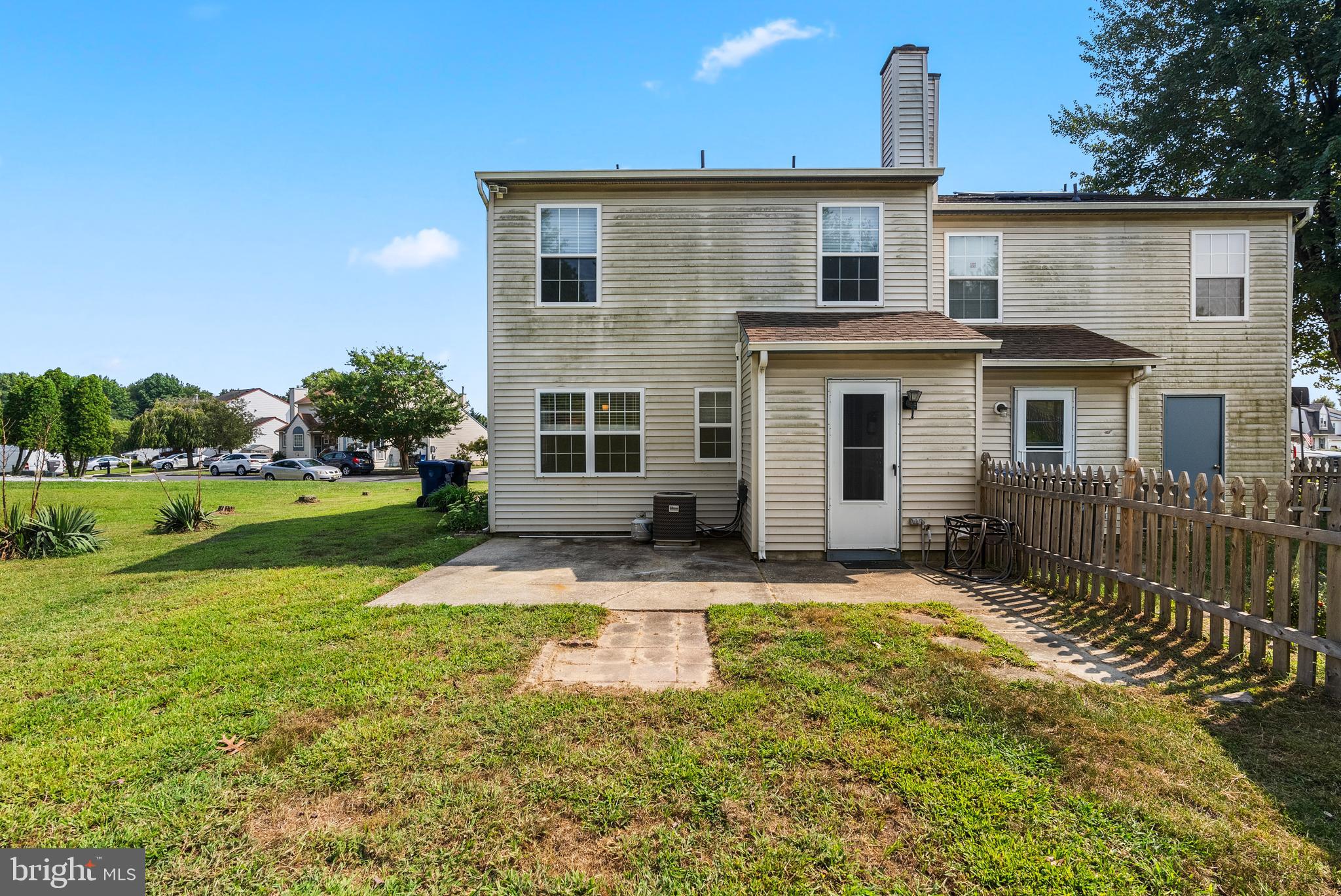 228 Strawbridge Ln