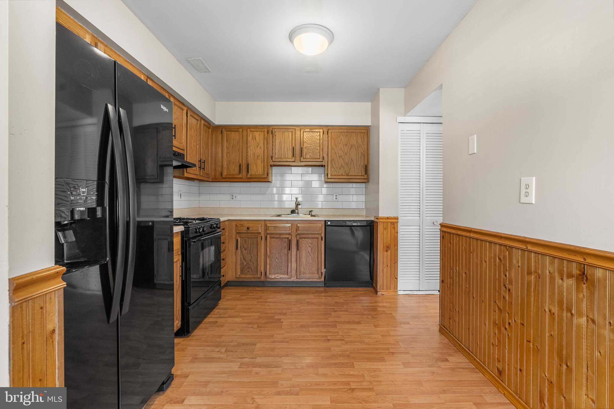 228 Strawbridge Ln