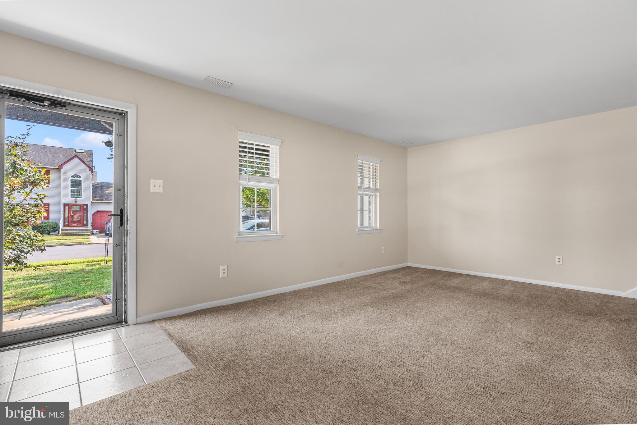 228 Strawbridge Ln