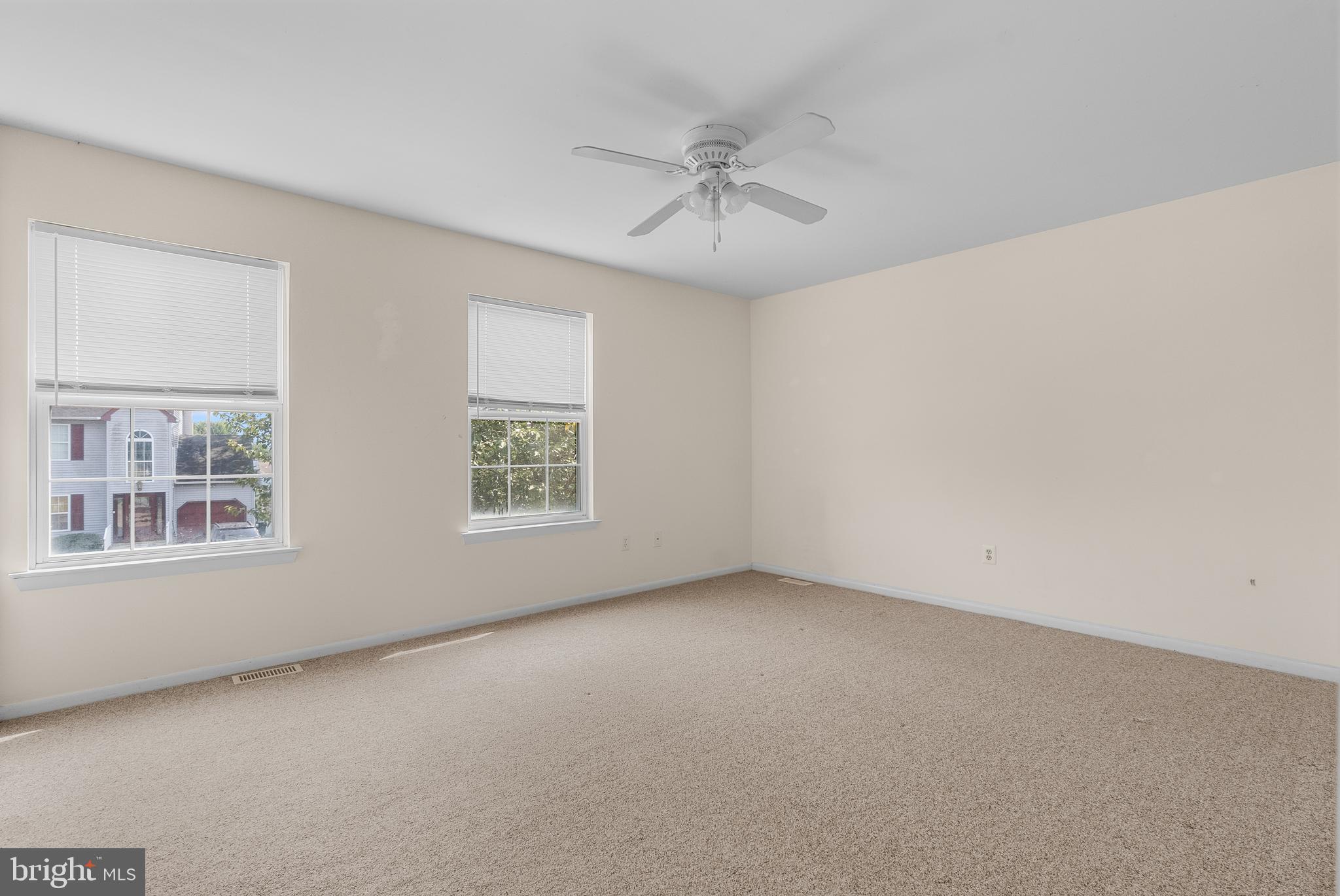 228 Strawbridge Ln