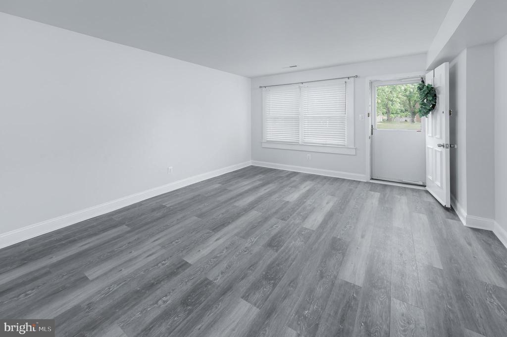 311 WINDING WAY
