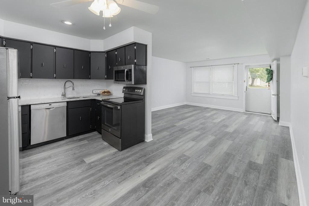 311 WINDING WAY