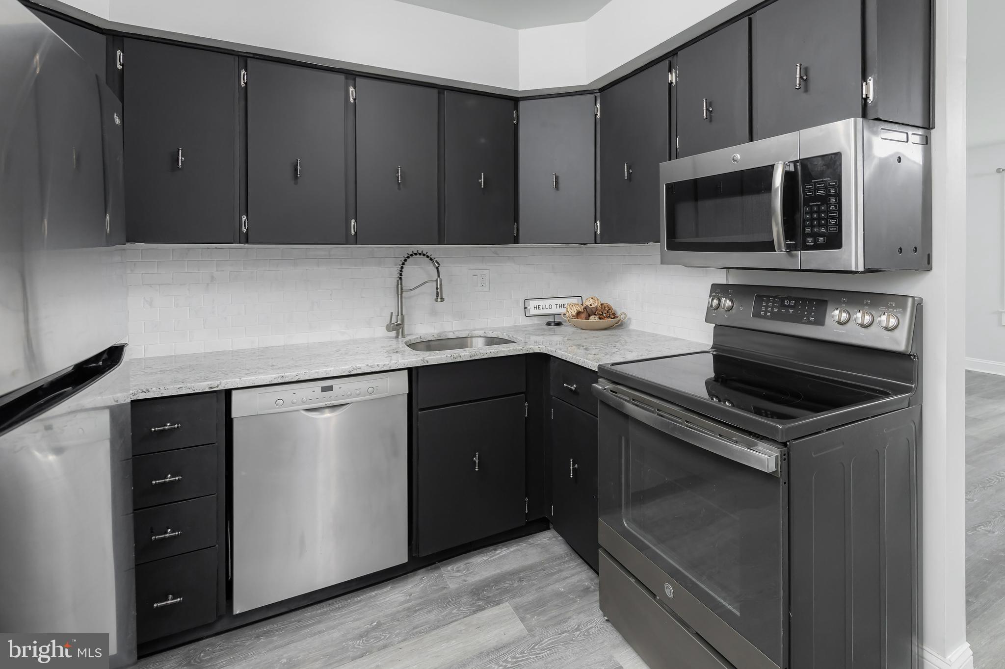 311 WINDING WAY