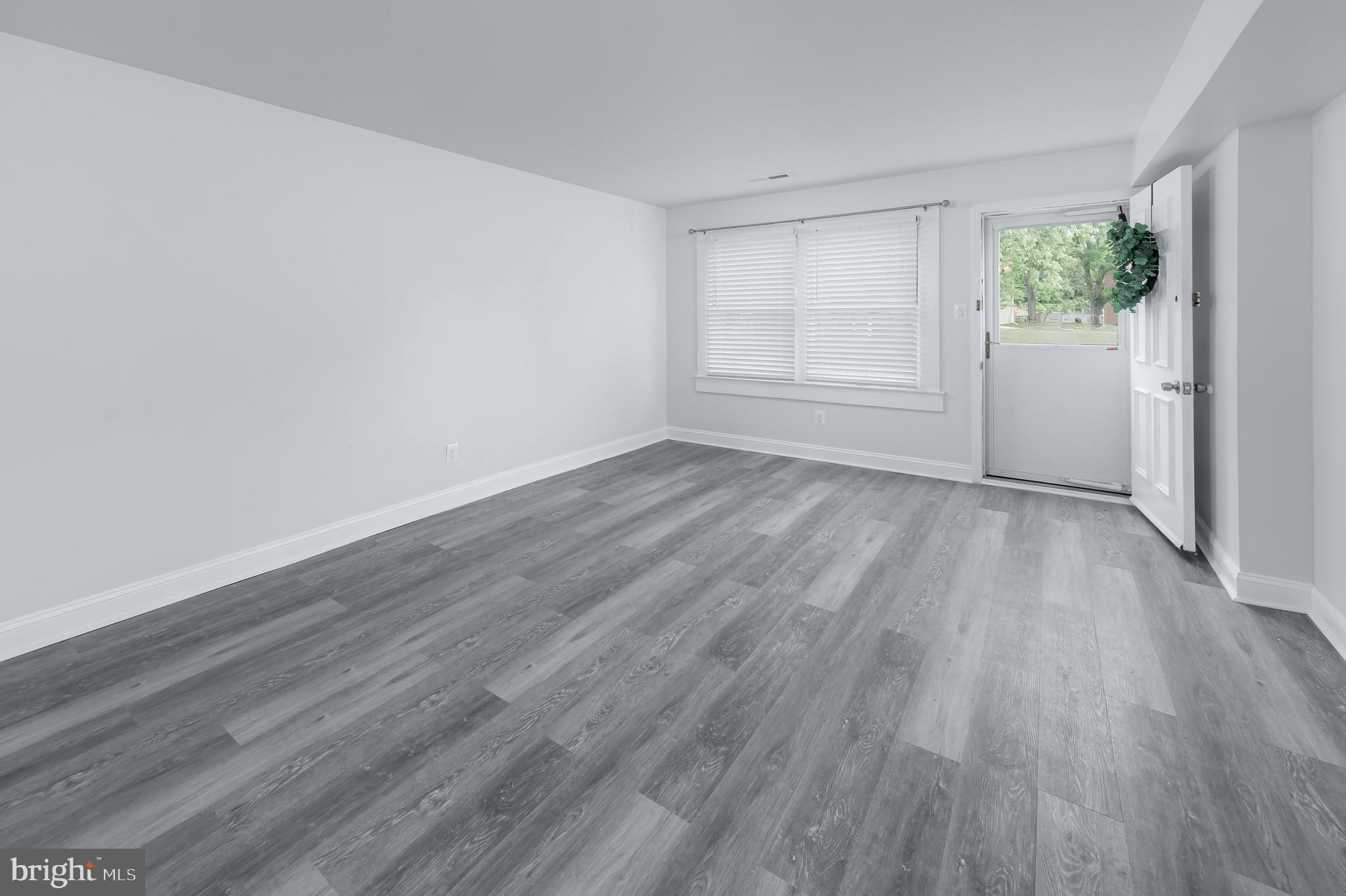 311 WINDING WAY