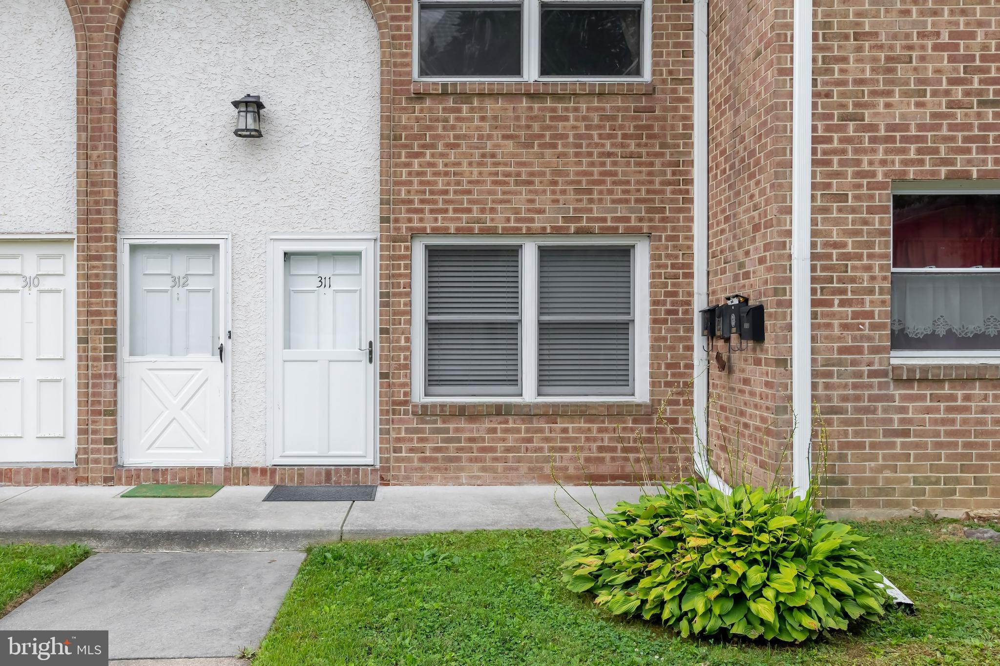 311 WINDING WAY