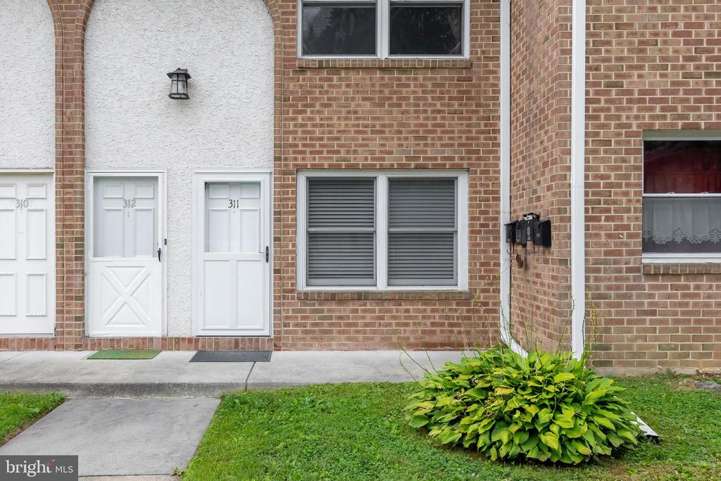 311 WINDING WAY