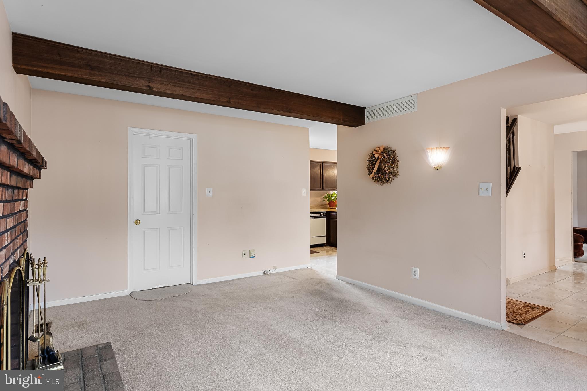 11 Scotch Dr