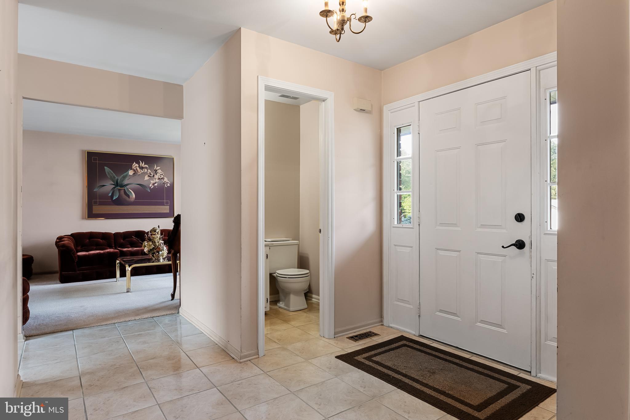 11 Scotch Dr
