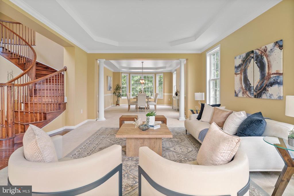 704 RACHEL DRIVE