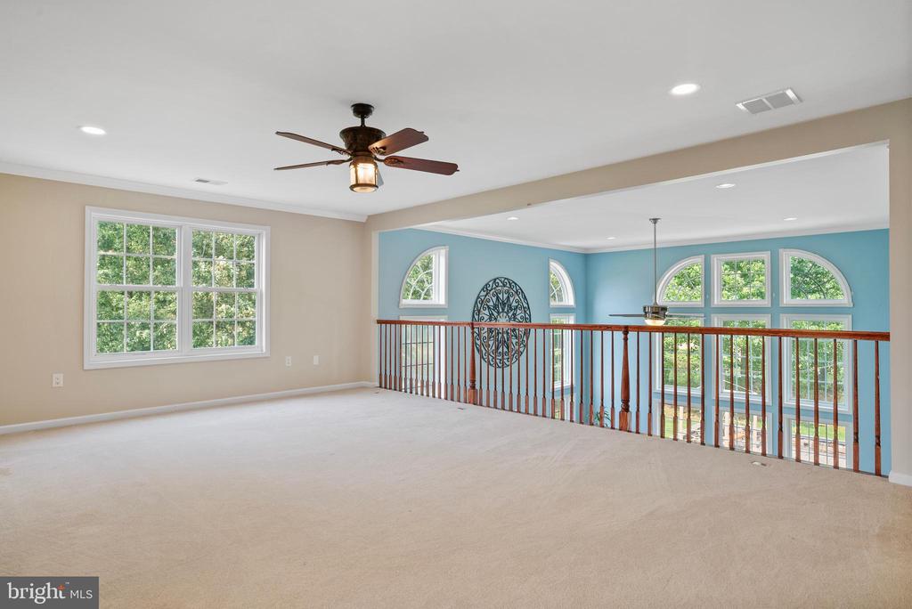 704 RACHEL DRIVE