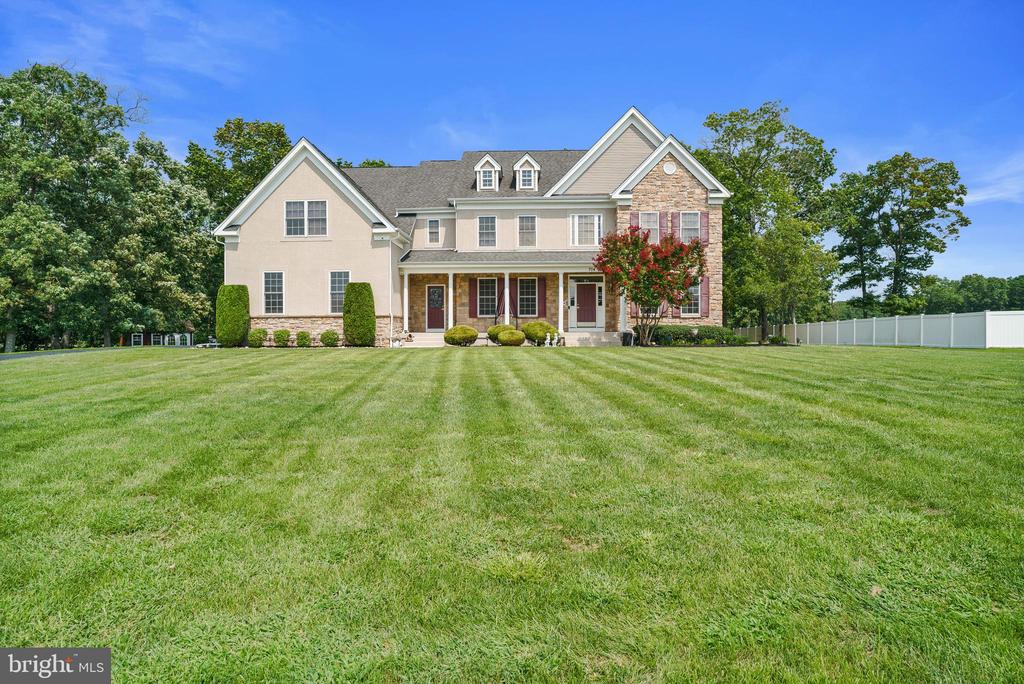 704 RACHEL DRIVE
