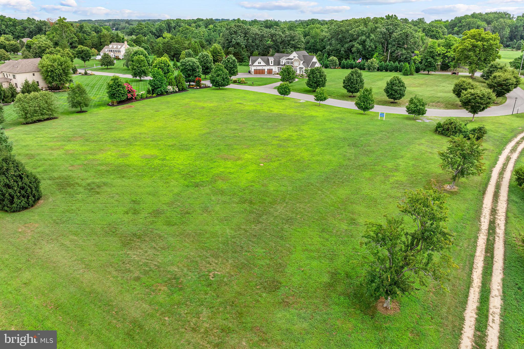 1 Meyers Creek Ct