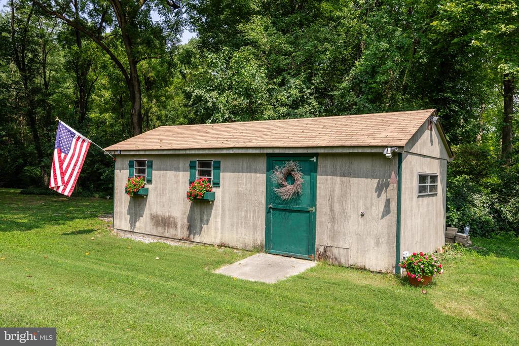 113 Hendrickson Ct