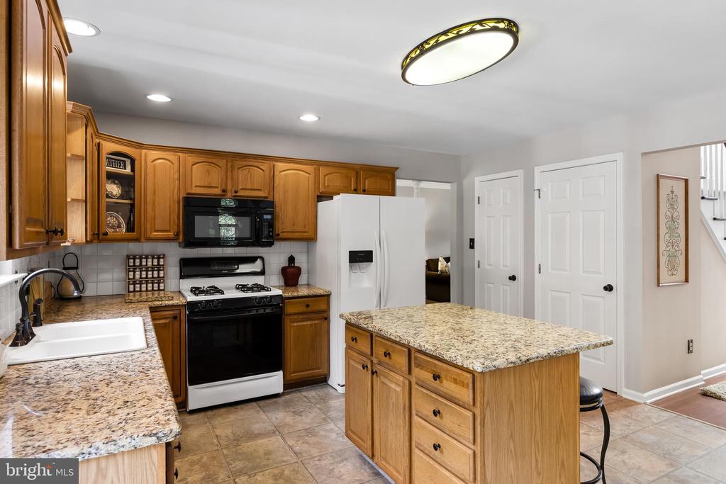 113 Hendrickson Ct