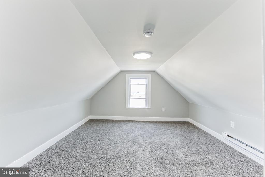 89 E BARBER AVENUE