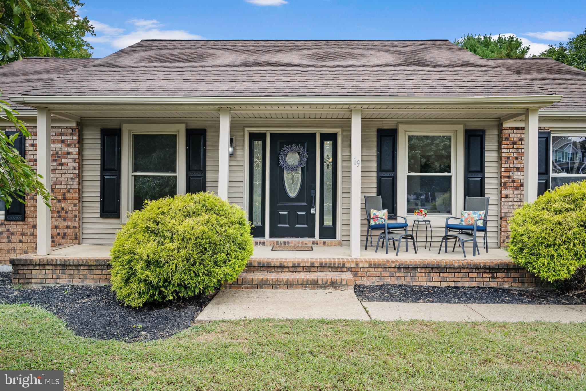 19 VIERECK ROAD