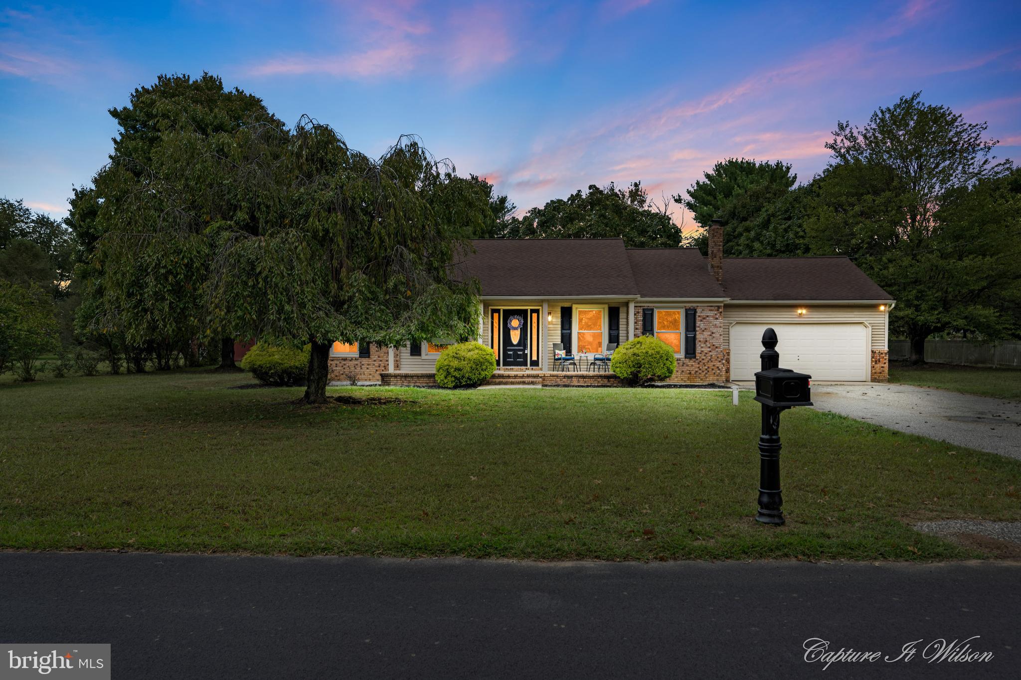 19 VIERECK ROAD