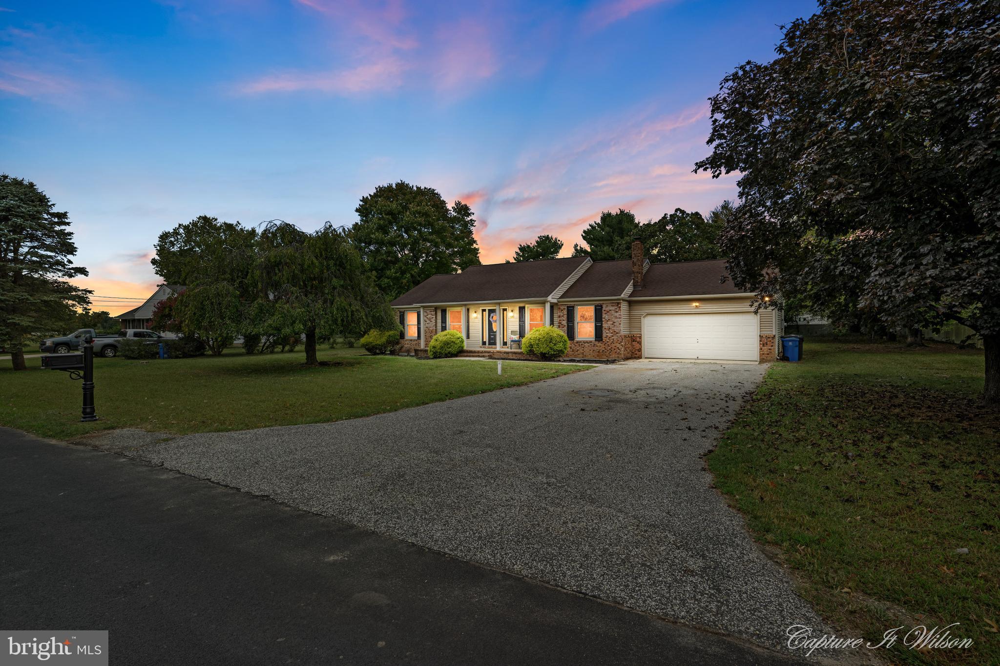 19 VIERECK ROAD