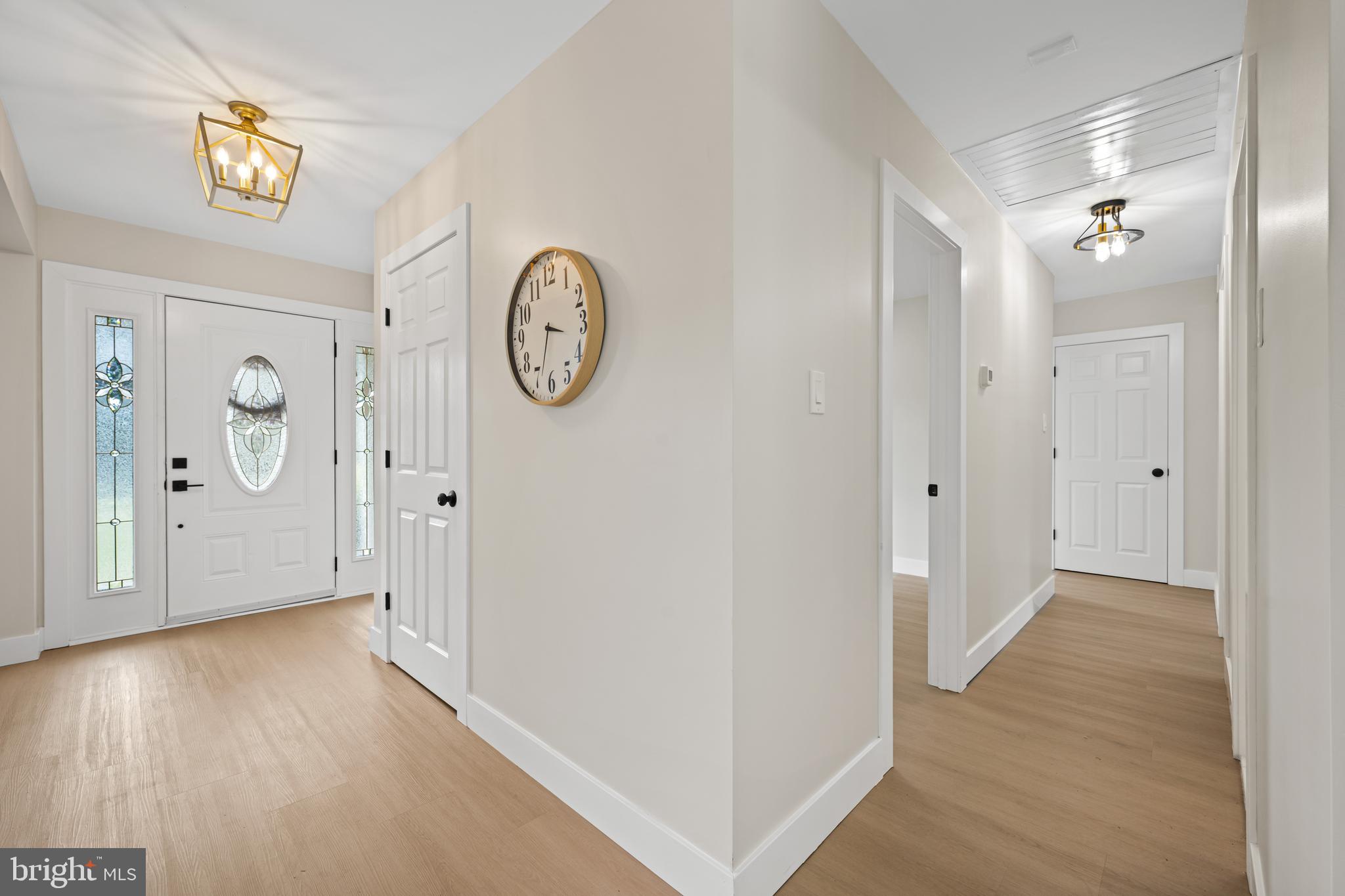 19 VIERECK ROAD