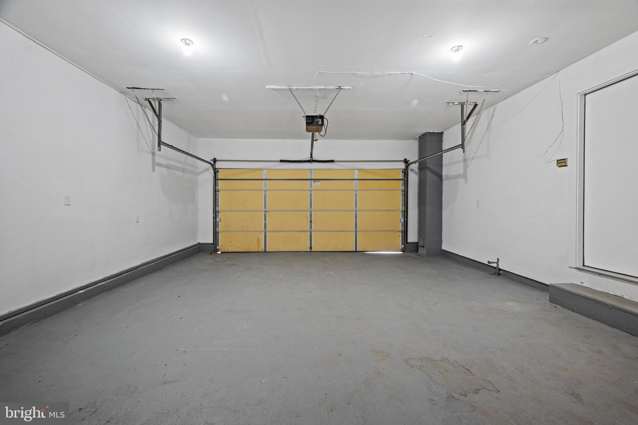 19 VIERECK ROAD