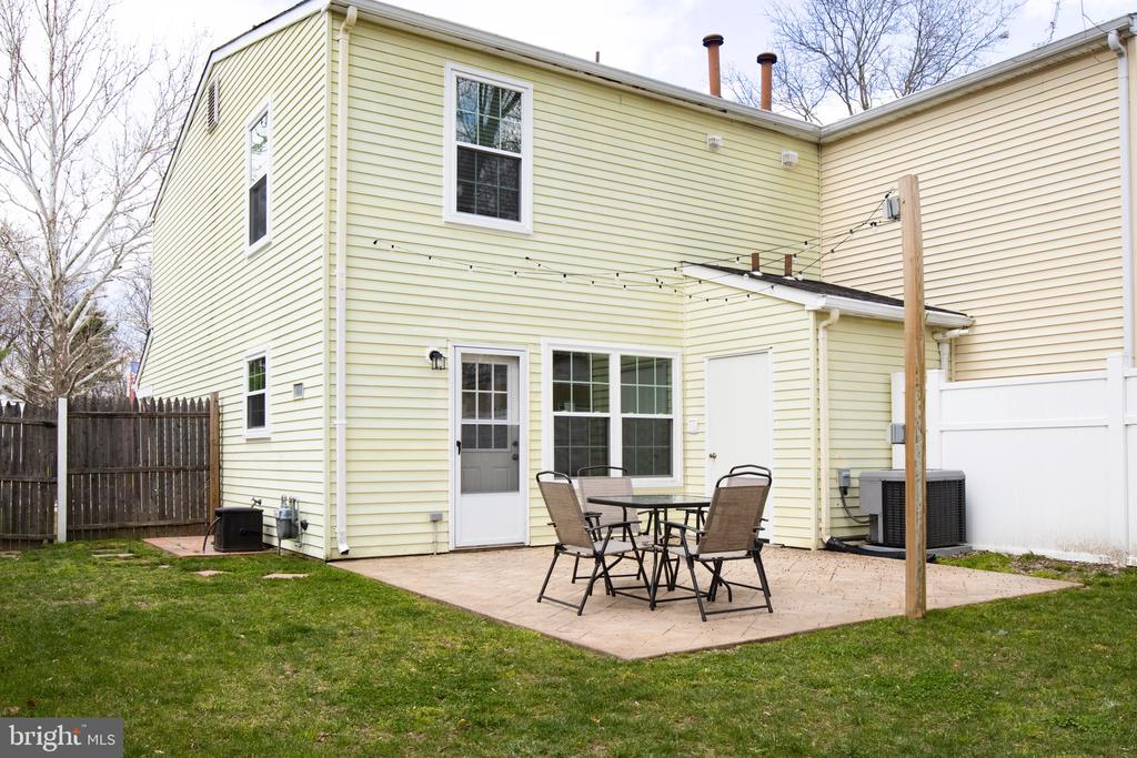 11 NOVA CT