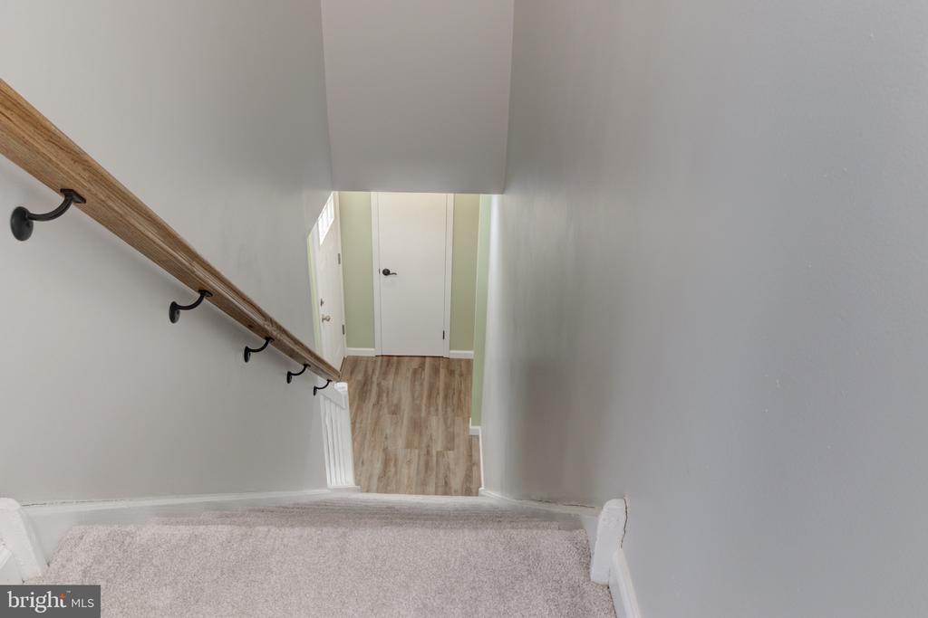 11 NOVA CT