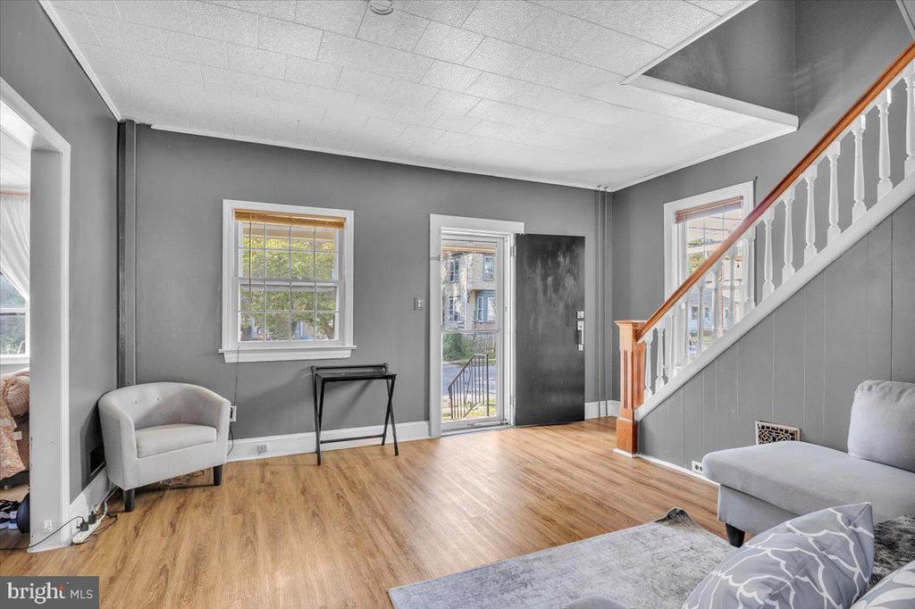 360 MORRIS STREET