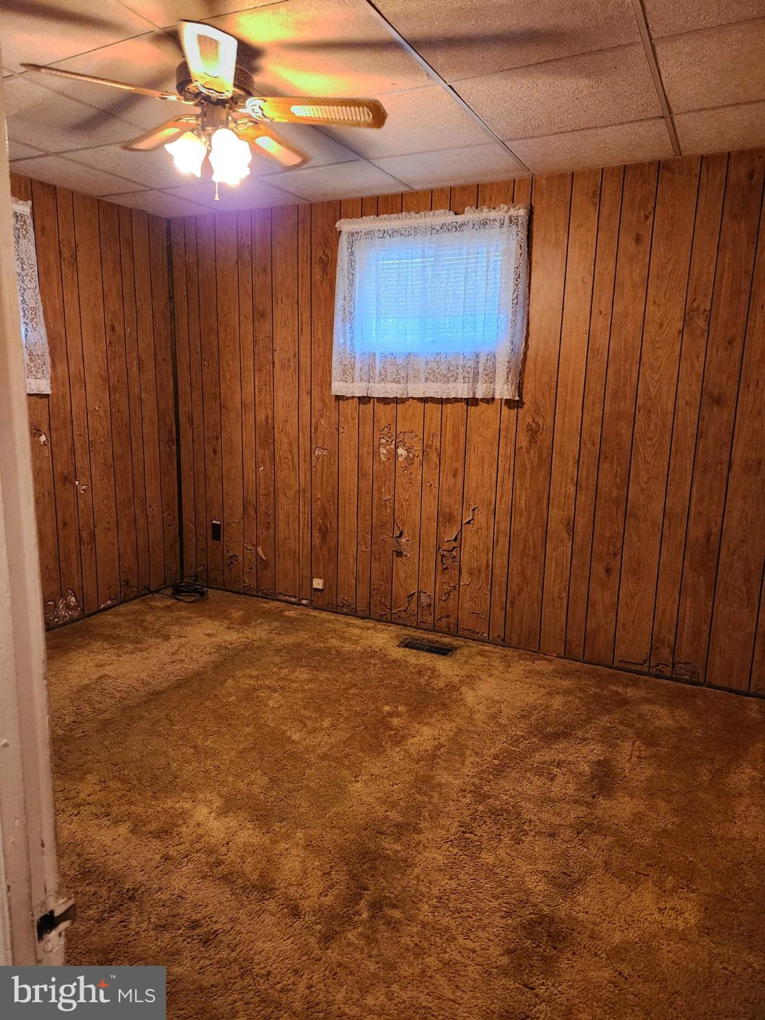 1123 MONMOUTH ROAD