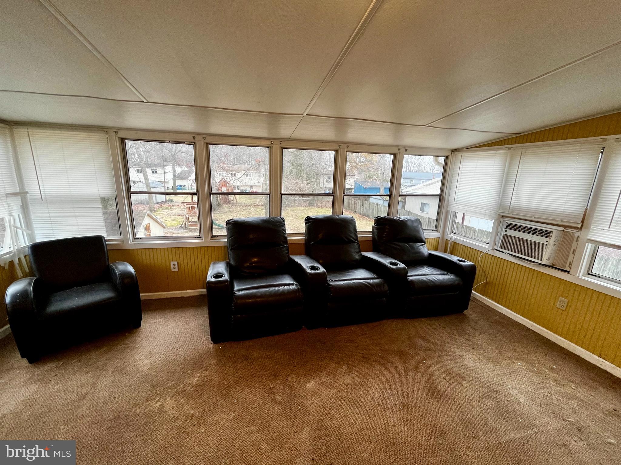 525 ELBERNE AVENUE