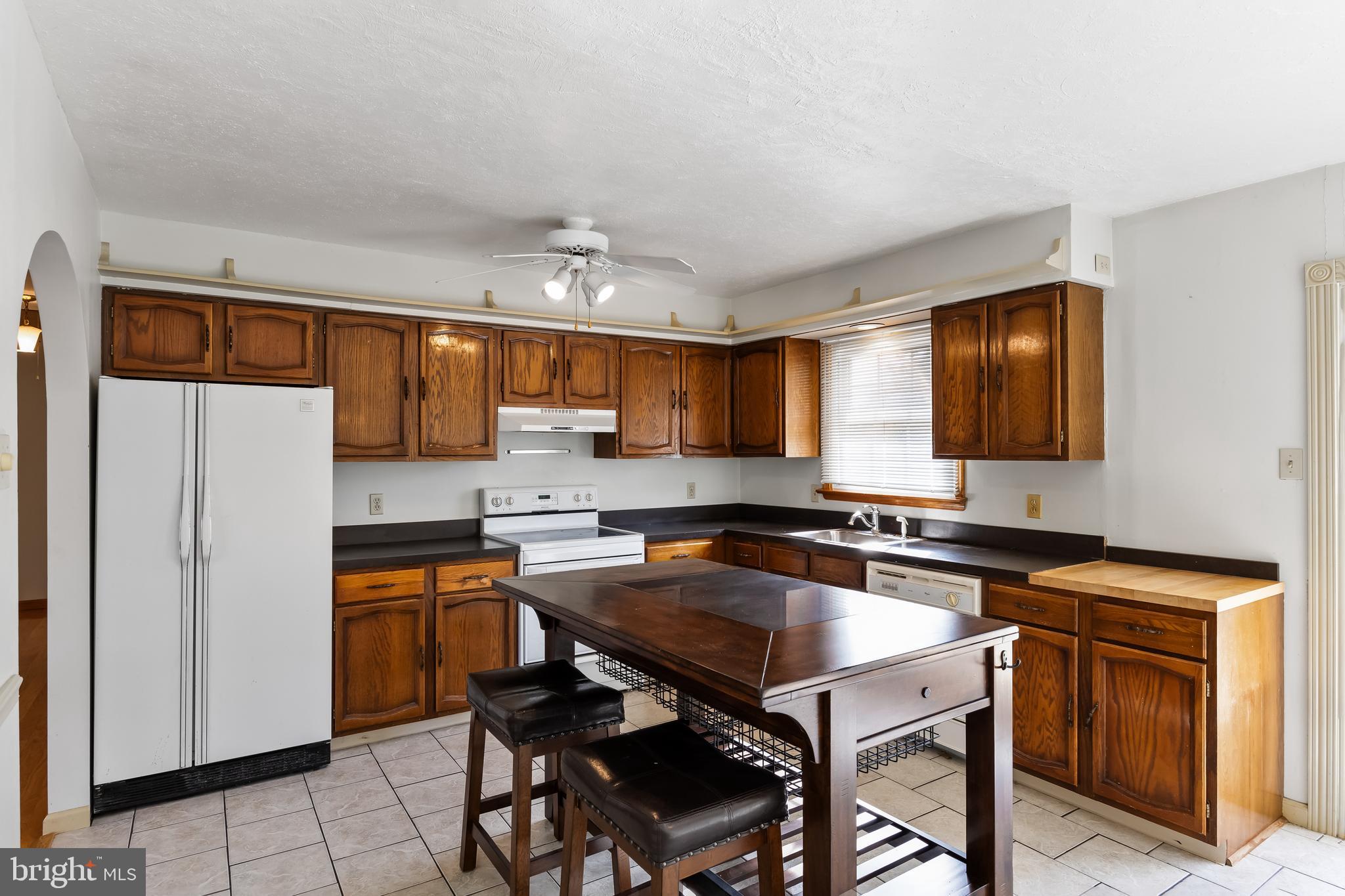 46 Glen Echo Ave