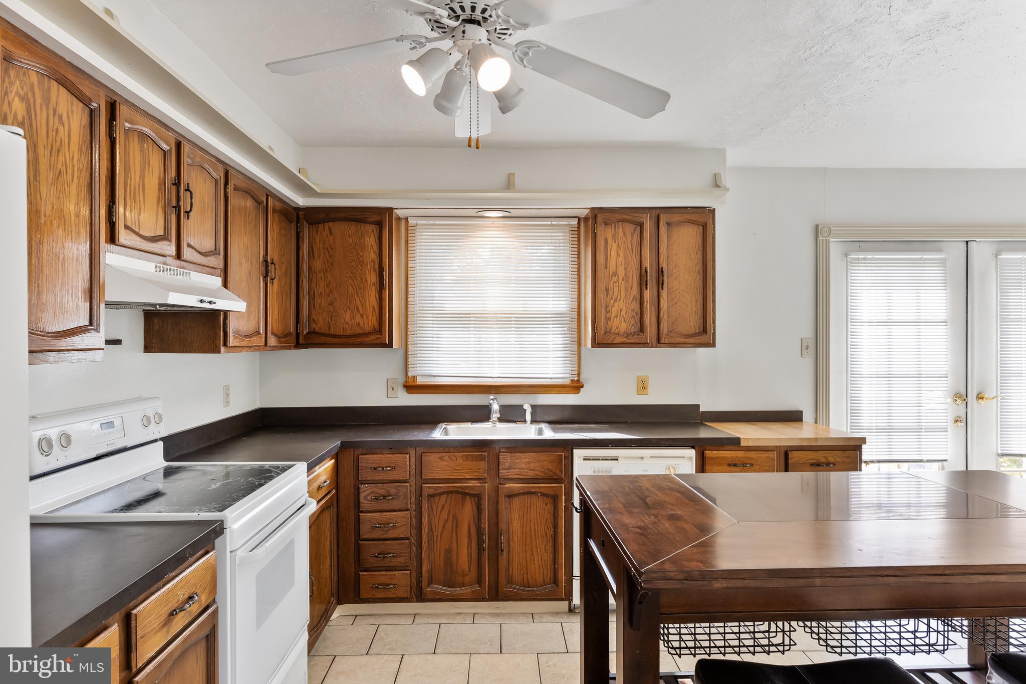 46 Glen Echo Ave