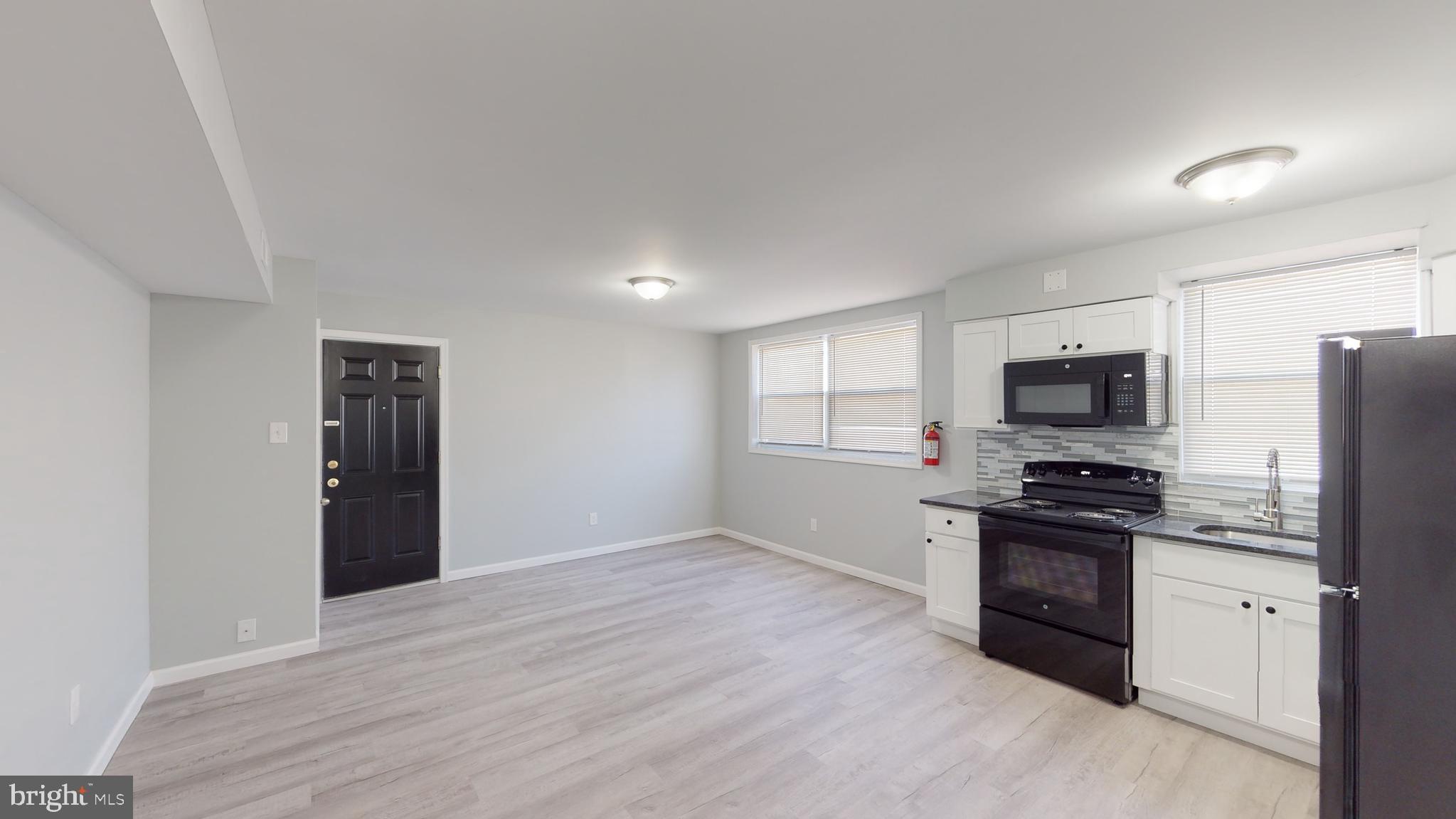 910 GATEWAY BOULEVARD C2