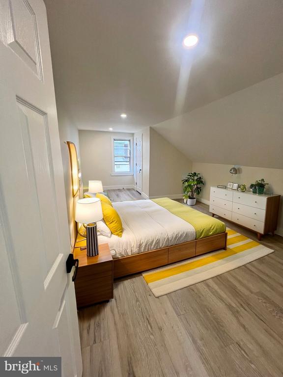 29 E OLIVE STREET