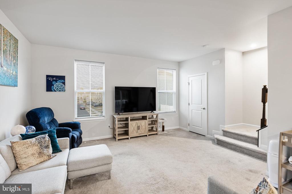 2402 Lamington Ct
