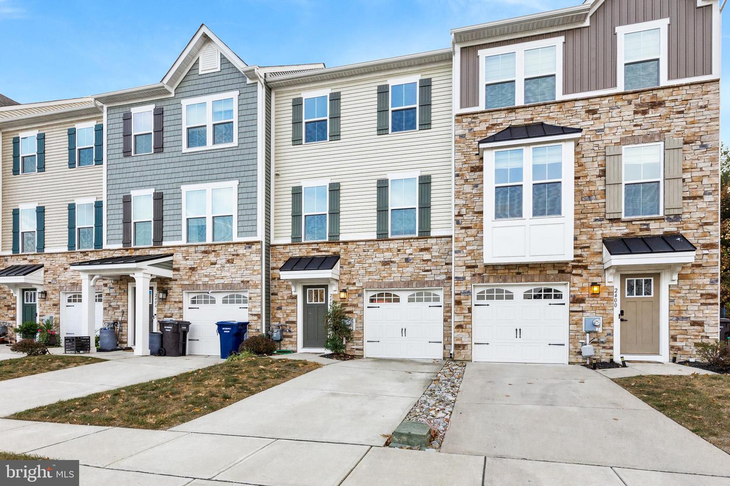 2402 Lamington Ct