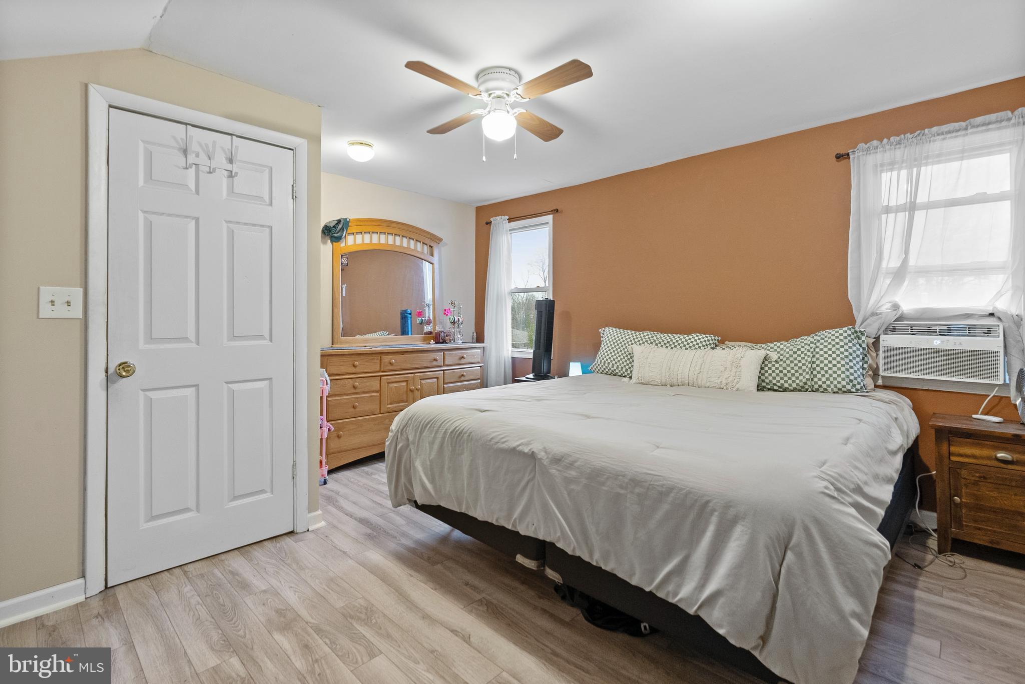 1856 BELLEVUE AVENUE