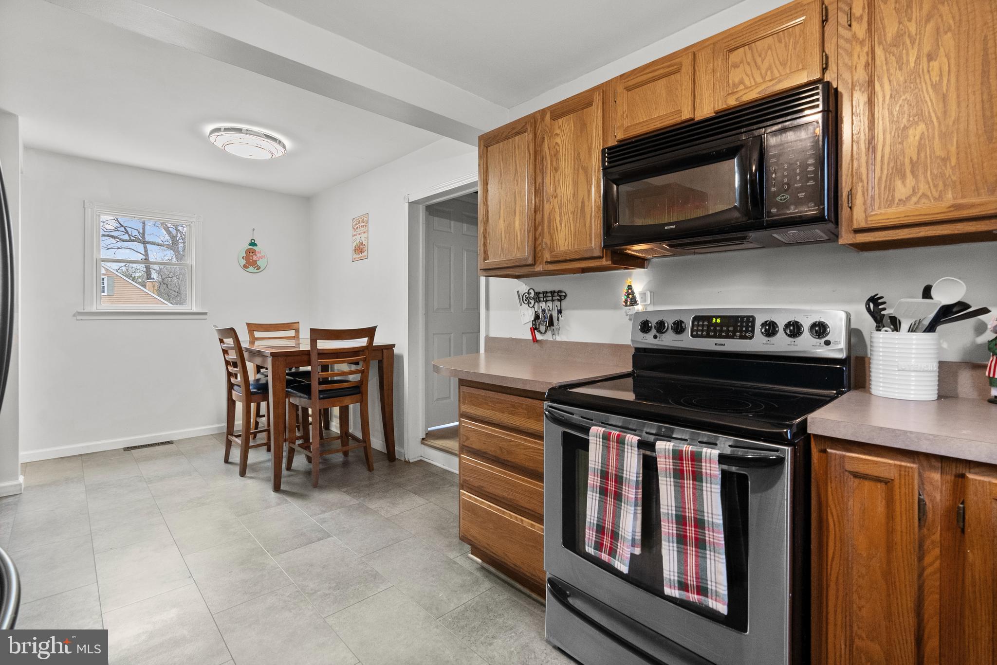 1856 BELLEVUE AVENUE