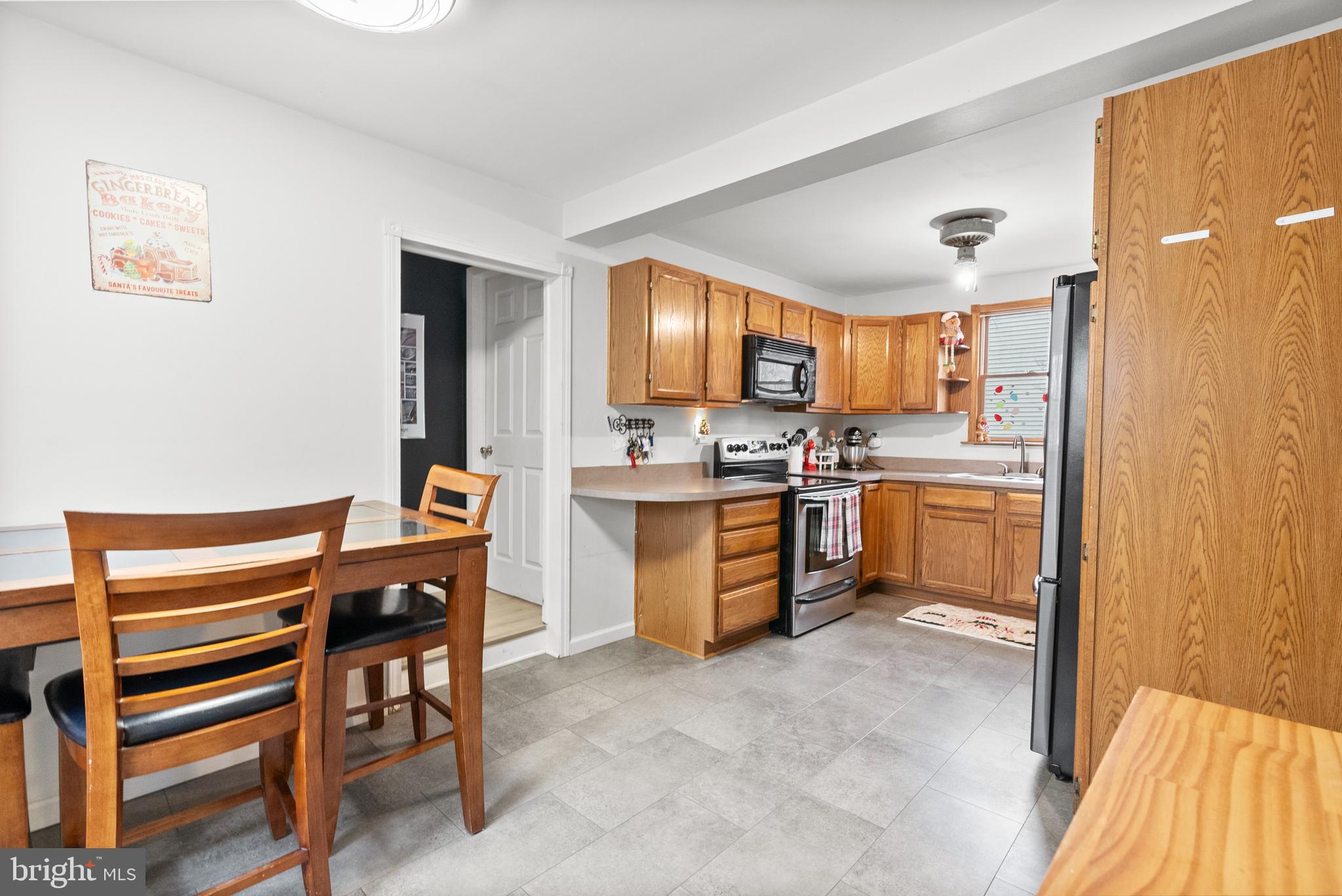 1856 BELLEVUE AVENUE