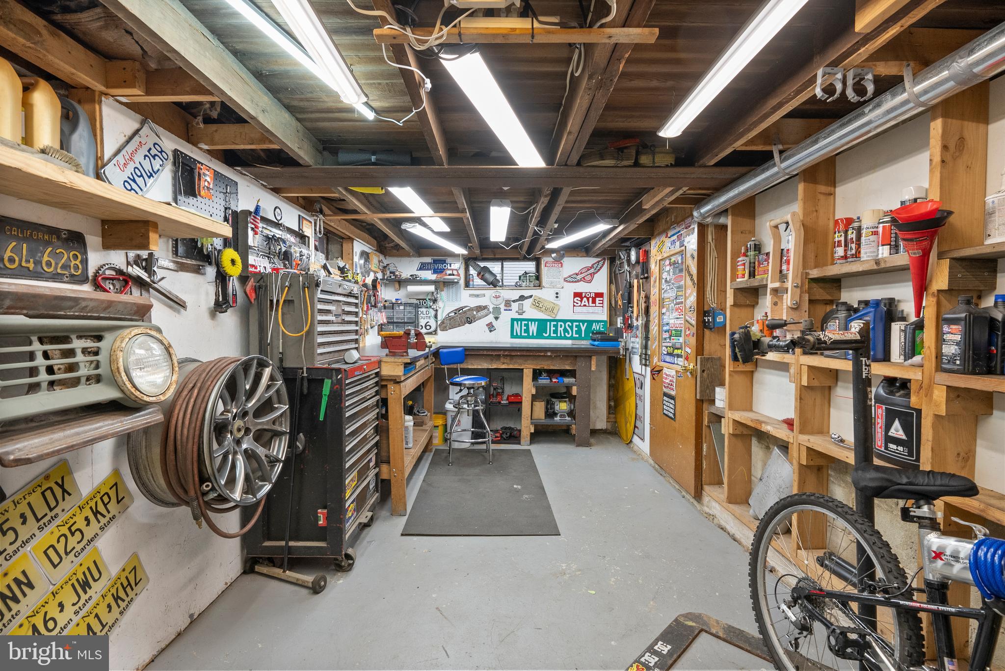 1856 BELLEVUE AVENUE