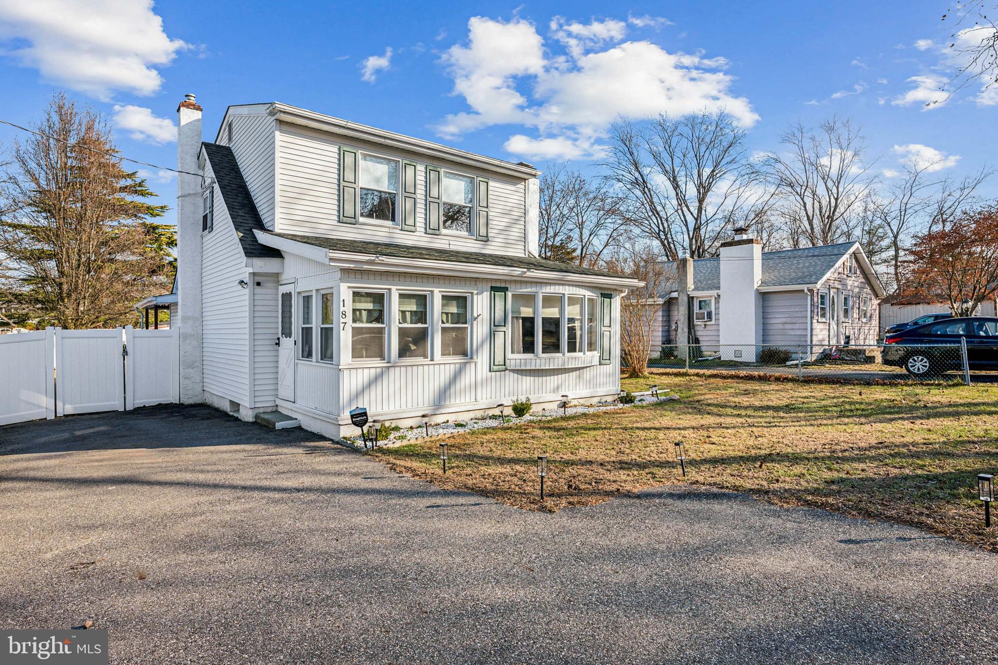 187 WOODLAWN AVENUE