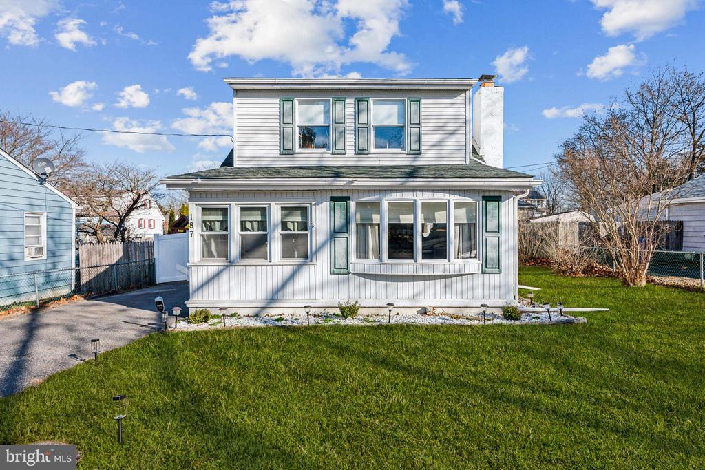 187 WOODLAWN AVENUE