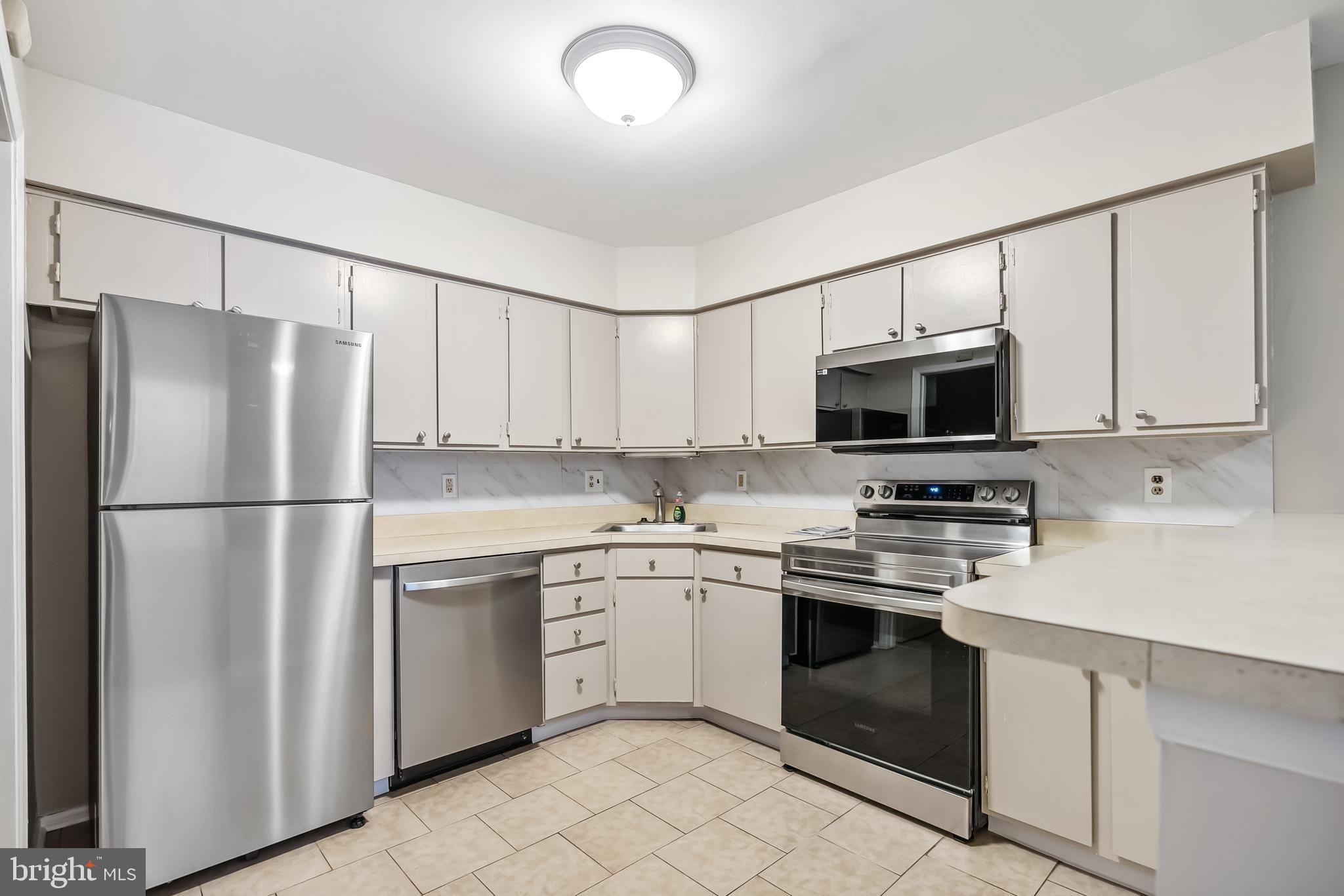 15 Devon Pl