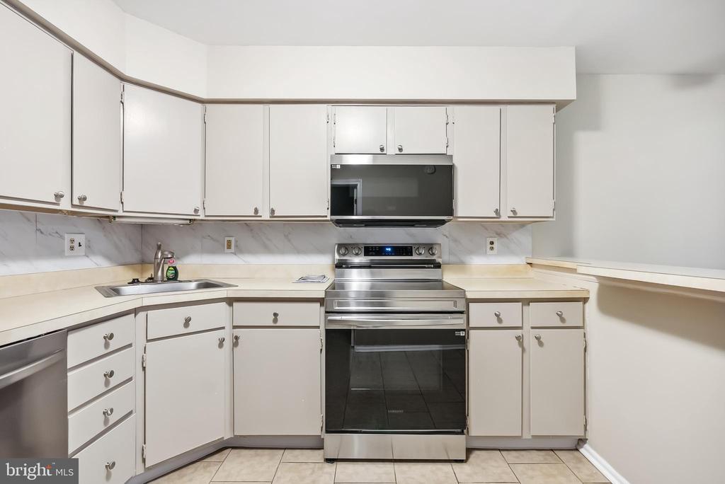 15 Devon Pl