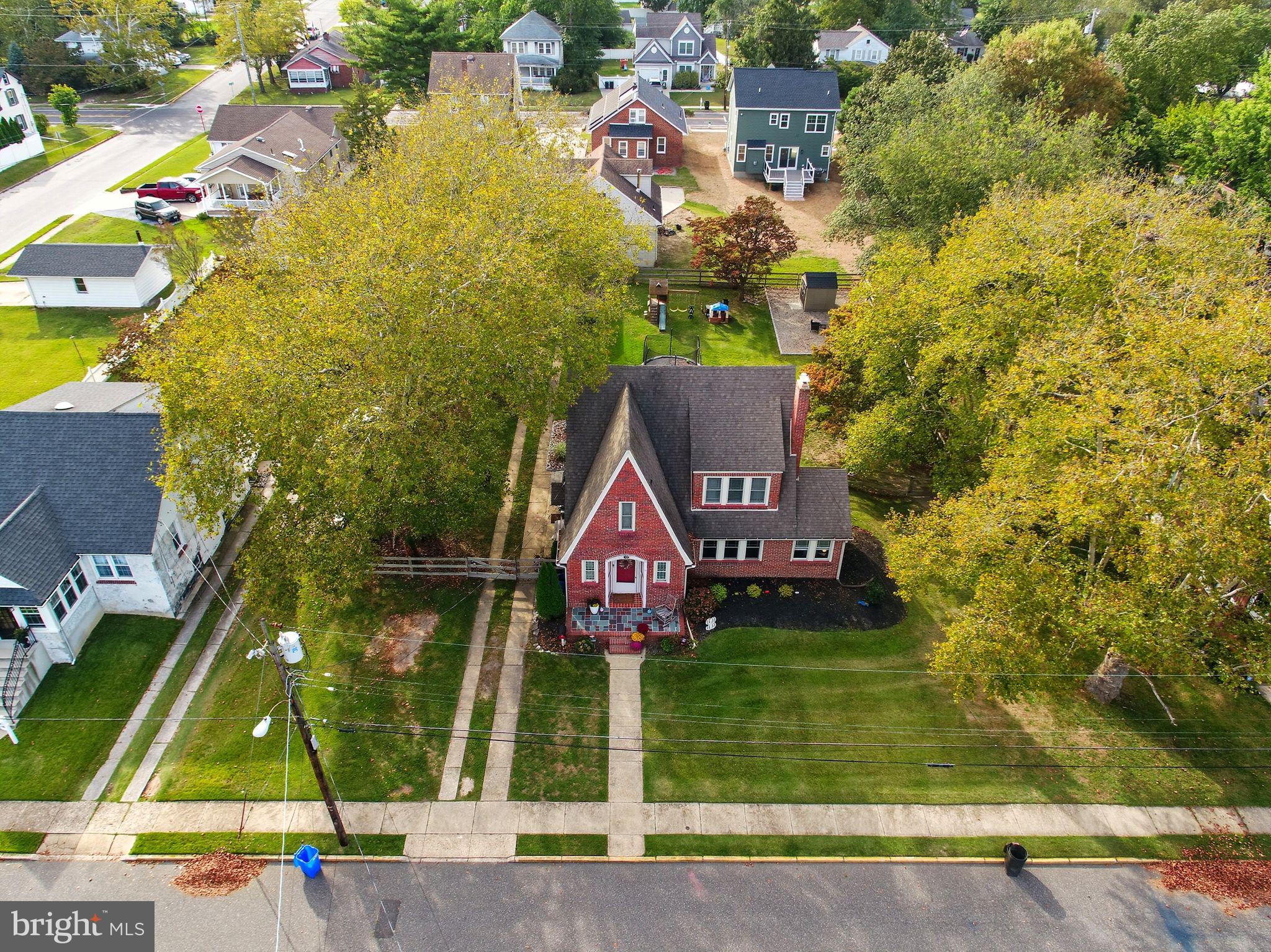 127 CENTER STREET