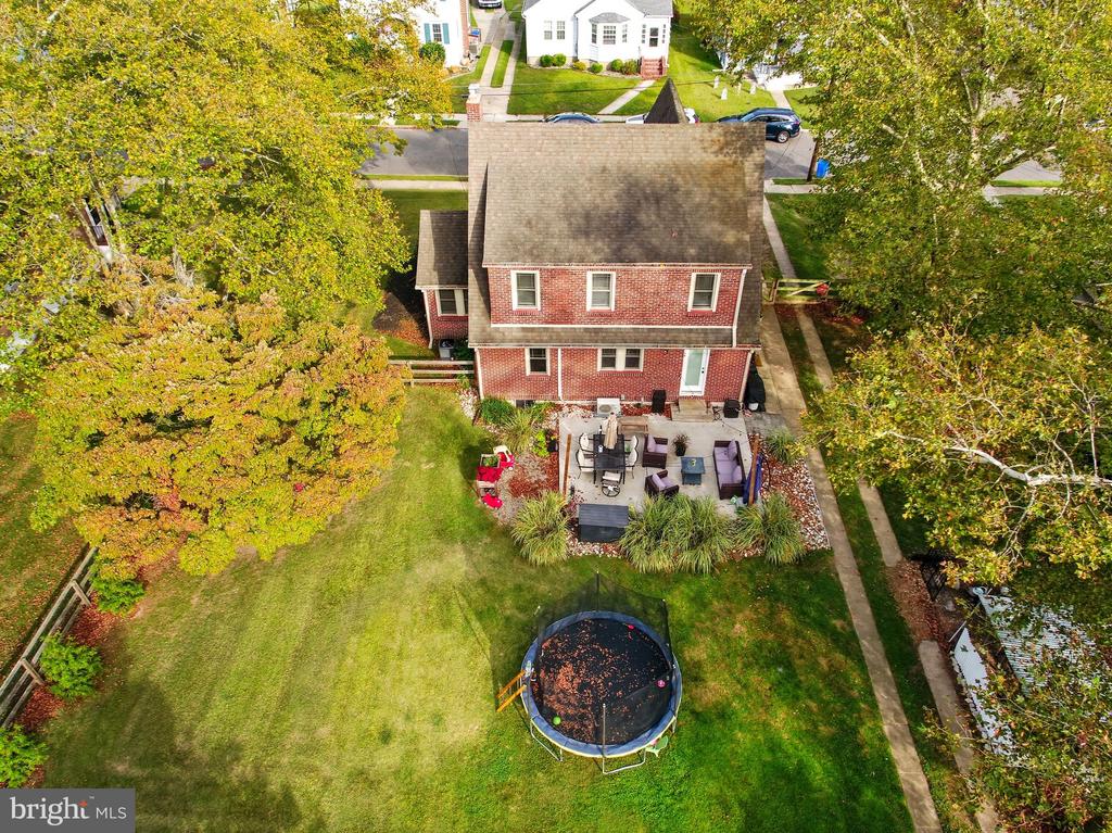 127 CENTER STREET